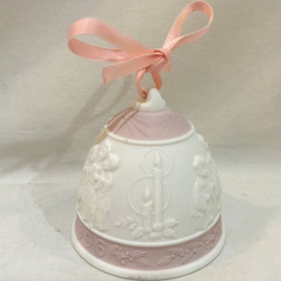 Lladro Porcelain Annual Christmas Bell 1996 Lavender Choir Boys - Picture 2 of 11